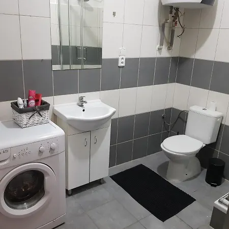 Apartamento černý Tulipán #2 *